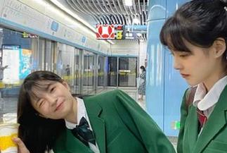 在“17吃瓜苹果版”，你肯定能找到昨日爆料的余温，整个无懈可击啊！