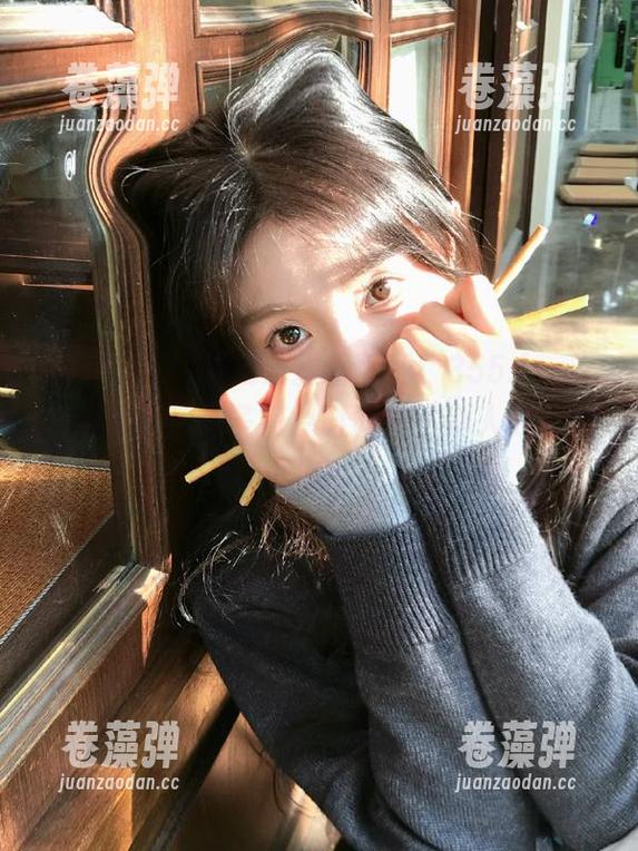 被朋友推着下载“355.fun”，心想不就是多花点时间关注别人的狗血剧嘛。