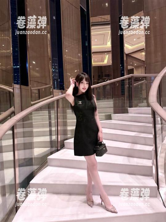 51吃瓜app值得关注，学生学院的瓜都挺好吃，来不来一口？