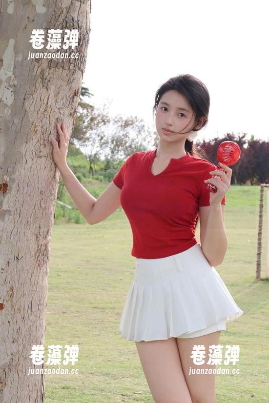今儿个闲聊，51吃瓜中心给你带来新鲜资源，简单粗暴！