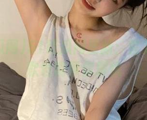 51吃瓜网更新：官方客服唱歌也能帮你解忧
