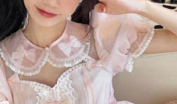 与其说登录‘ihlw09’是为了吃瓜，倒不如说是为了心理安慰吧…