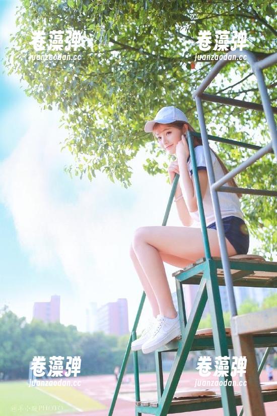 “九一黑料”网站的评论区简直是个宝藏，各种神评扑面而来，刷得手都不想停下。