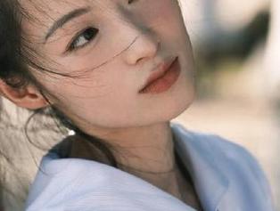 默默吃瓜ing，五一吃瓜群众官网推送的今日视频太让我惊讶了～
