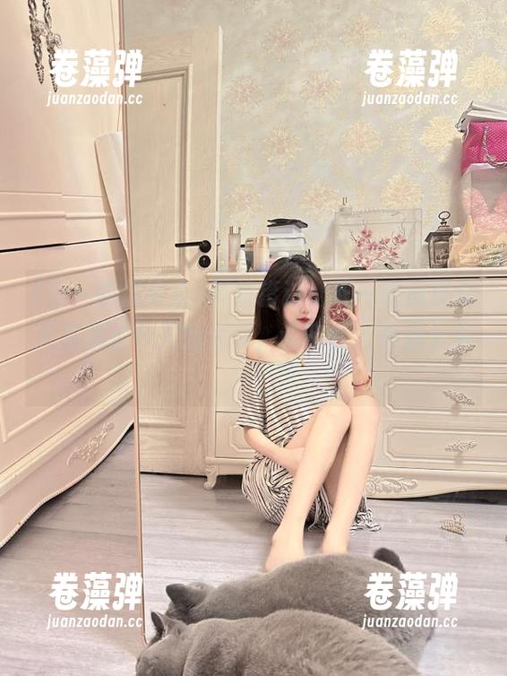 不想错过，五一吃瓜群众又发布了今天的大片，说实话，有点上头！