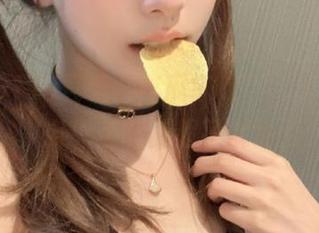 登录“吃瓜911”，天天看在线八卦，假装我超了解他们！