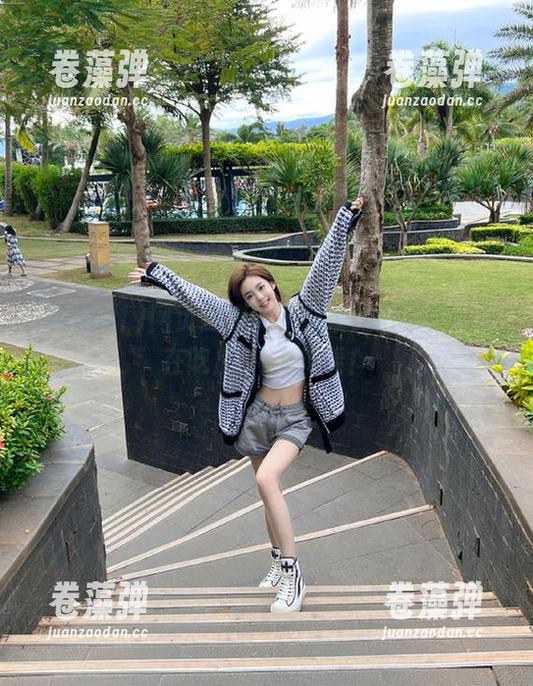 网页到底能不能填饱肚子？让我在吃瓜91上看看！