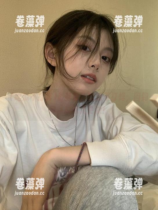 吃瓜不打烊 最新番:吃瓜不打烊,回到家,瓜味儿更浓!