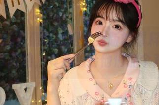 我猜吃瓜网苹果版的爆料都是小编熬夜写的，真心想给他们加个鸡腿！