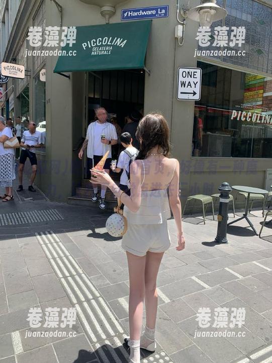 吃瓜网91的首页，好像有一种魔力，让我不自觉点进去三小时。
