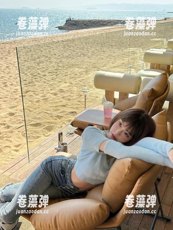 吃瓜网址 看,吃瓜网址的免费视频像个无底洞,根本停不下来!