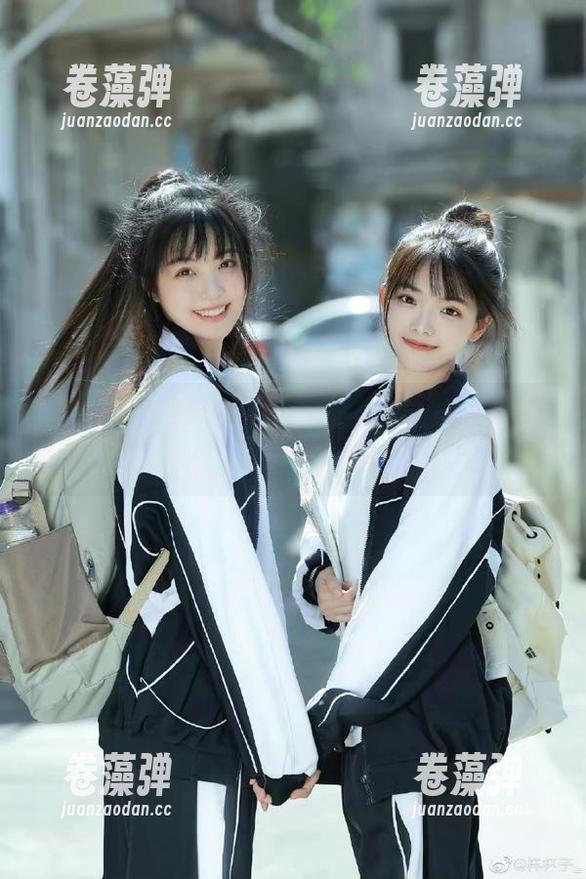 吃瓜网站 更新播报:吃瓜网站来段在线吃瓜反差,谁来帮我捡掉的瓜皮?