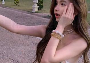 在好莱坞黑料正能量的资源海洋里，遨游的快感无可抵挡