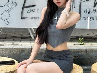 下载黑料合集，来自每日吃瓜的听风者之耳！