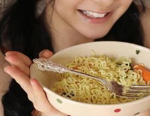 “黑料不打烊”说实话，是对黑料的诠释，还是上演反转剧的app？