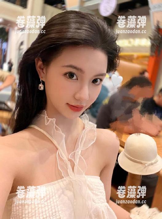 黑料专区 轻轻点开黑料专区地址,发现生活的另一种滋味