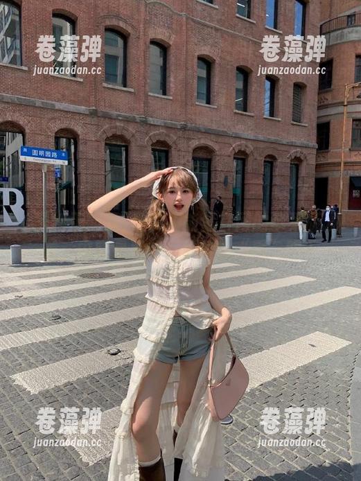 黑料正能量官网的苹果版发布，内容是黑的，体验也“黑”吗？