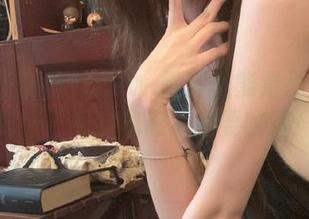 www.黑料正能量里的紧张对话，看完我忍不住要收藏！