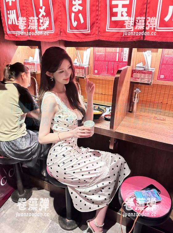 当“91黑料正能量”发布重磅劲爆内容，真心佩服编剧的想象力！