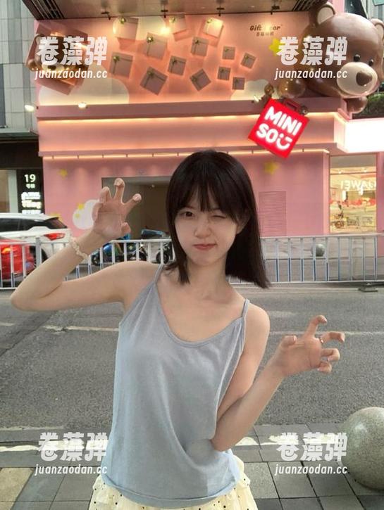 使用黑料社正能量app，为你提供最in的吃瓜姿势，保证每个角度都能瓜到位！