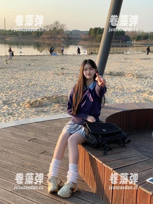 黑料网在线最新消息，大瓜小瓜一锅炖，我的心情都跟着波动啦